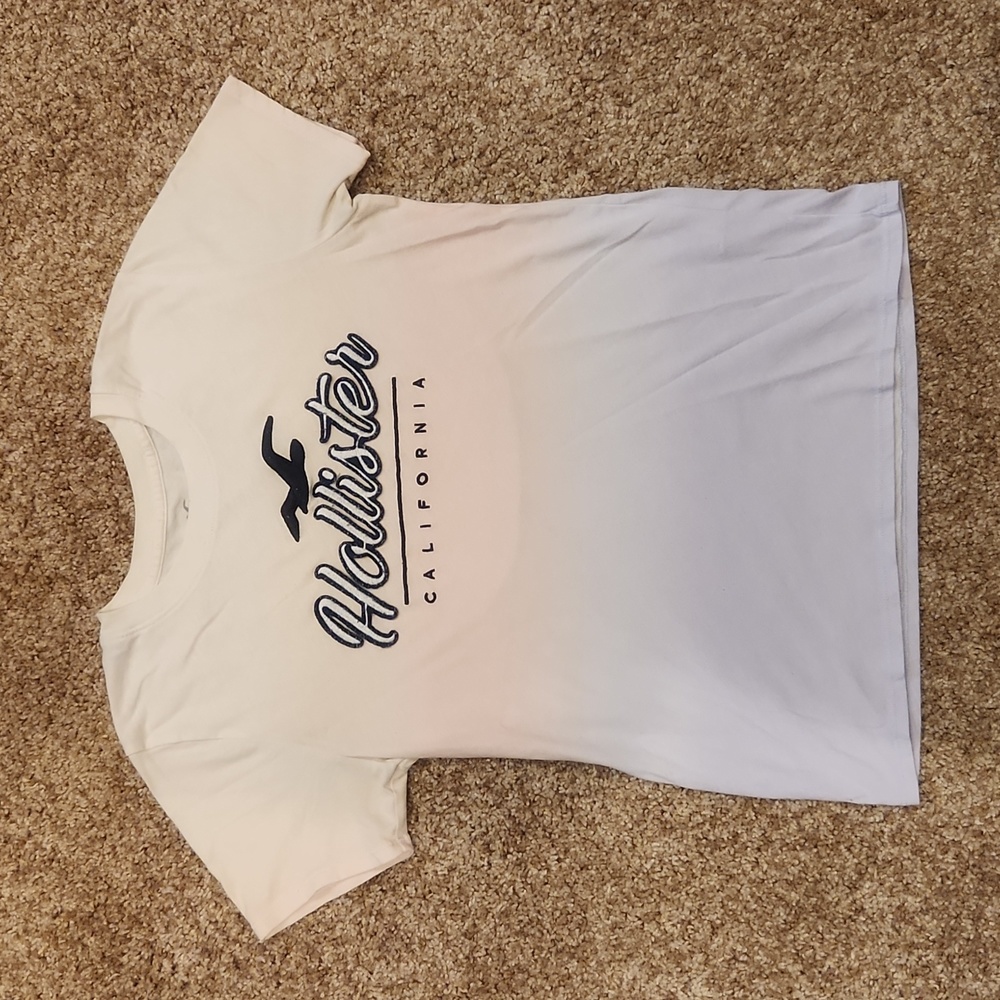 Hollister Teen tshirt, size xs